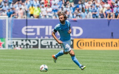 明博电竞快讯-亚马尔首秀后全城热议