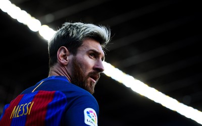 明博电竞快讯-佩德里再送精准长传